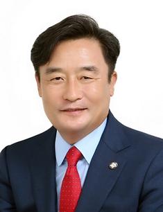 정동만
