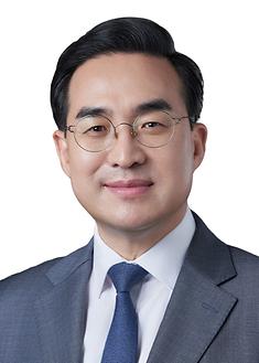 박홍근