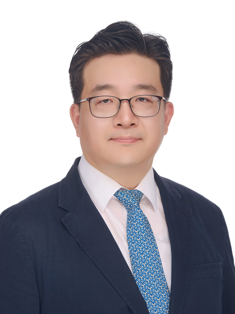 국립창원대학교 이장희 교수의 사진